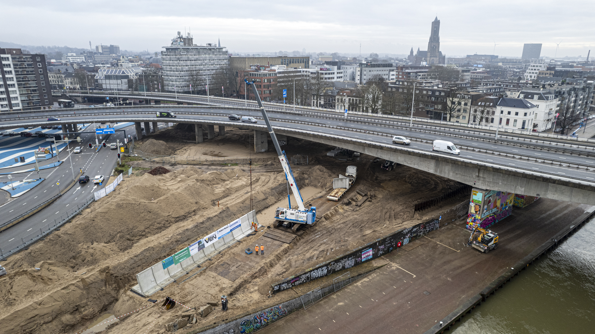 Rijnkade Arnhem-Ballast nedam-ronesans-.jpg (1.88 MB)