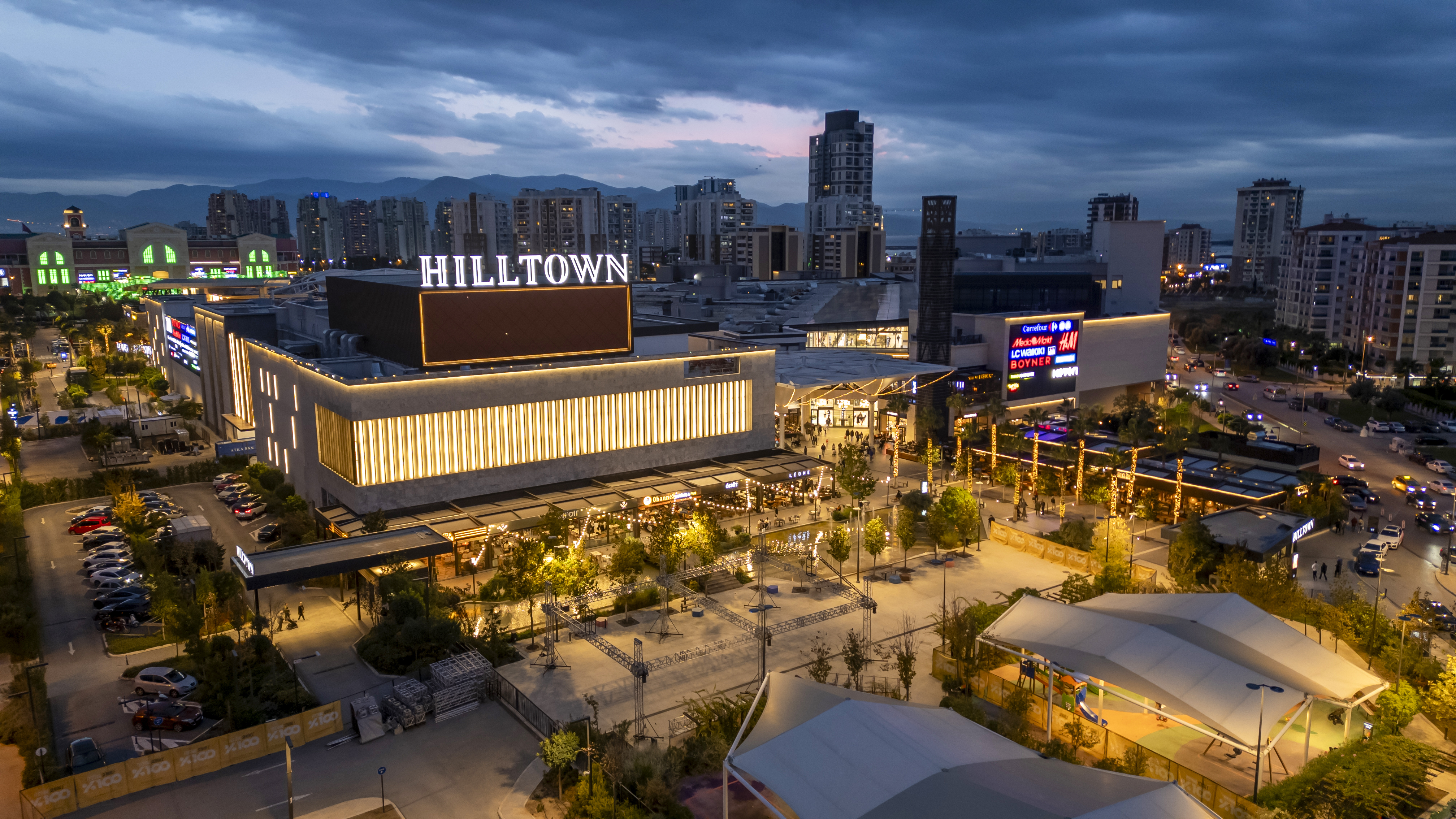 hilltowngorsel.jpg (6.14 MB)