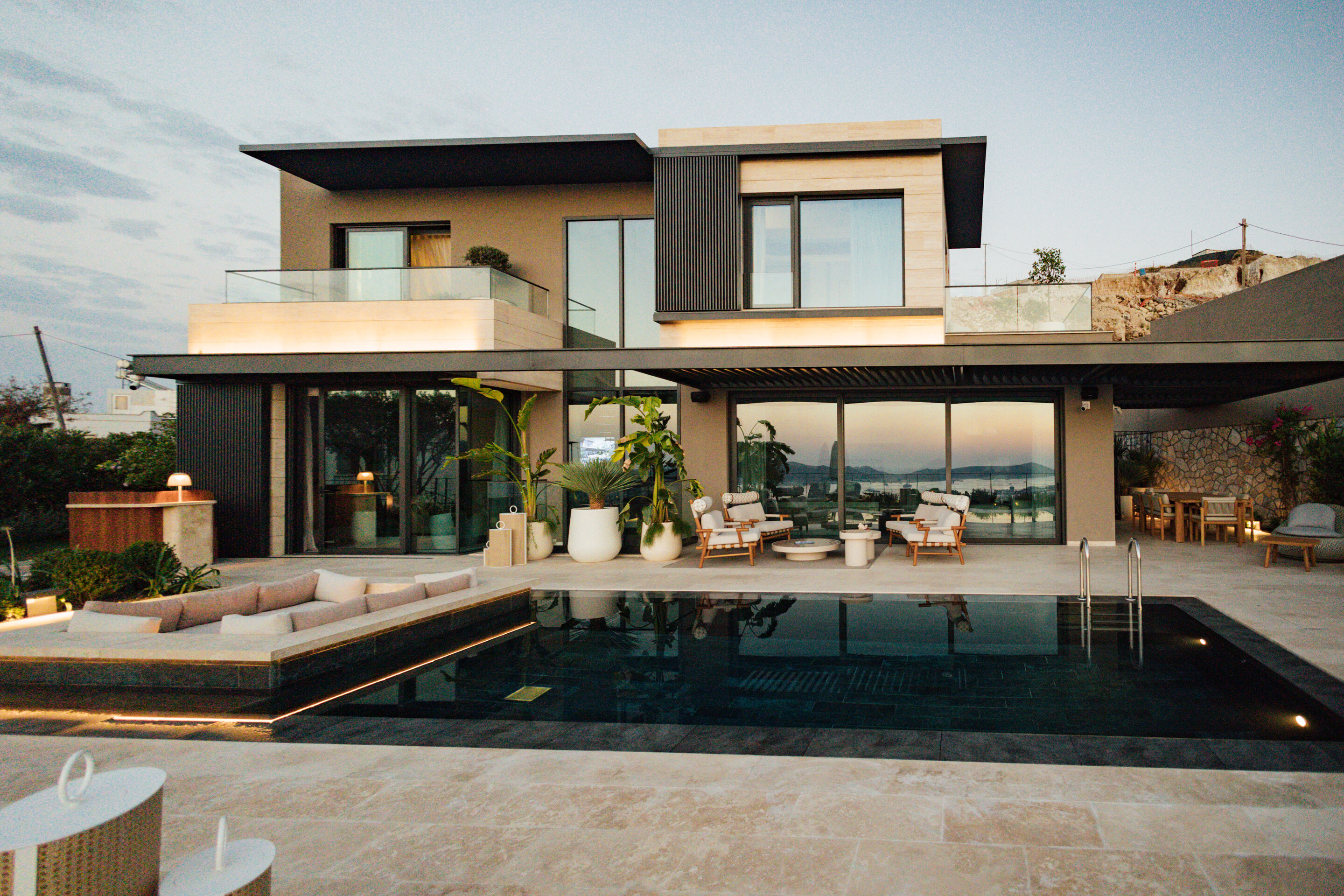 rev-bluezone-yalikavak